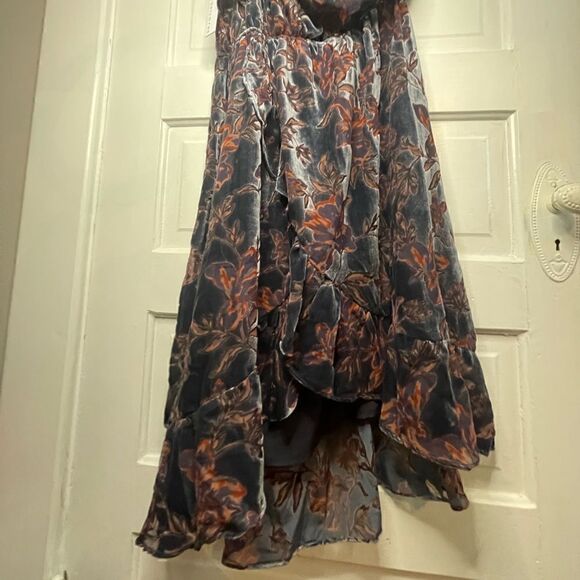 NWTs Adelyn Rae Angie Midi Floral One Shoulder Dress Size Medium - Picture 5 of 14